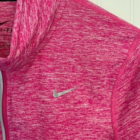 Nike running women’s top - Small - Picture 5 of 15